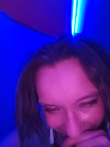 ivvikkilove1994 Live Sex September 15, 2026