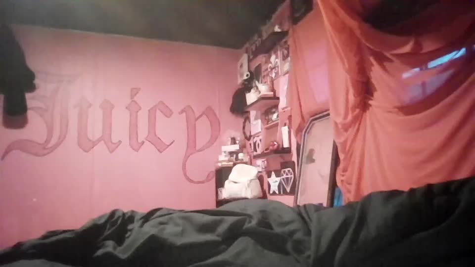 twizzytoxic22 Live Sex September 15, 2026