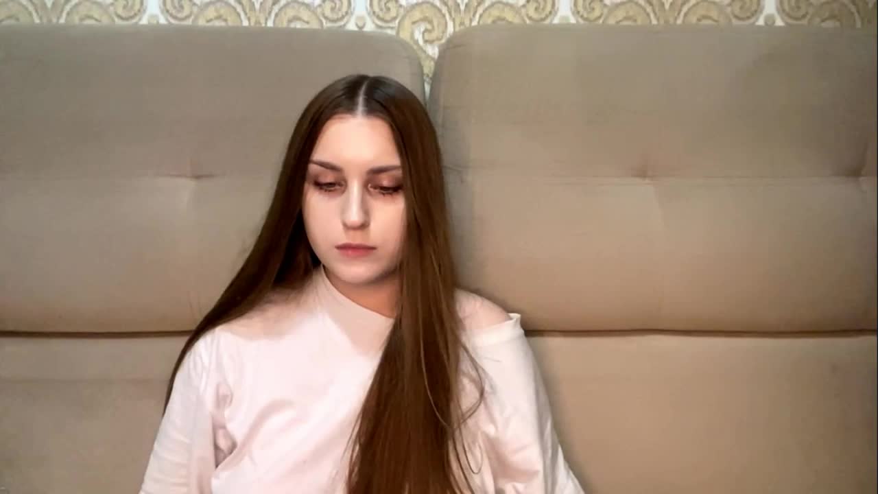 EmelineVayda Live Sex September 15, 2026