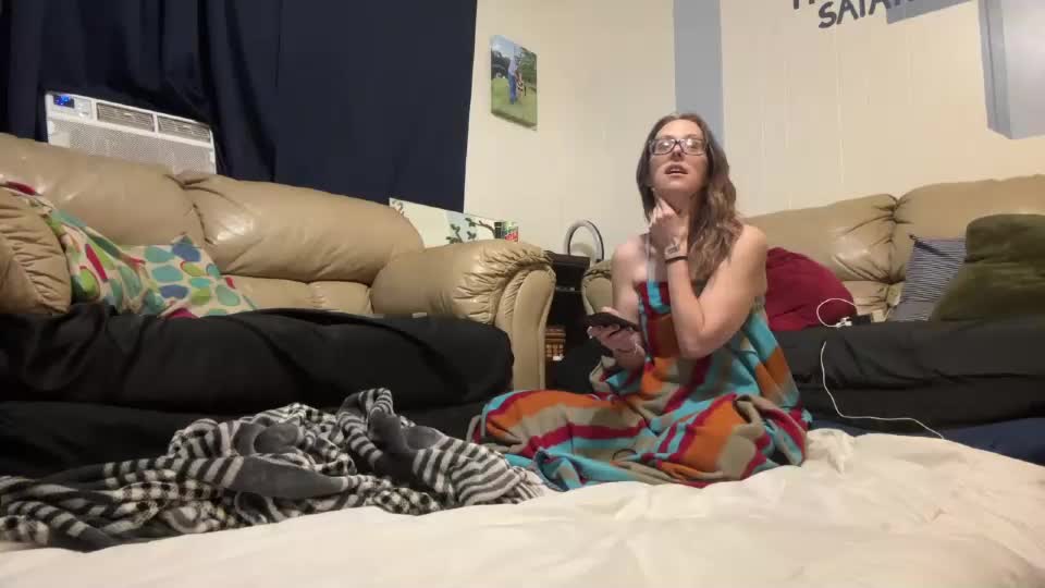 us2foru82 Live Sex September 15, 2026