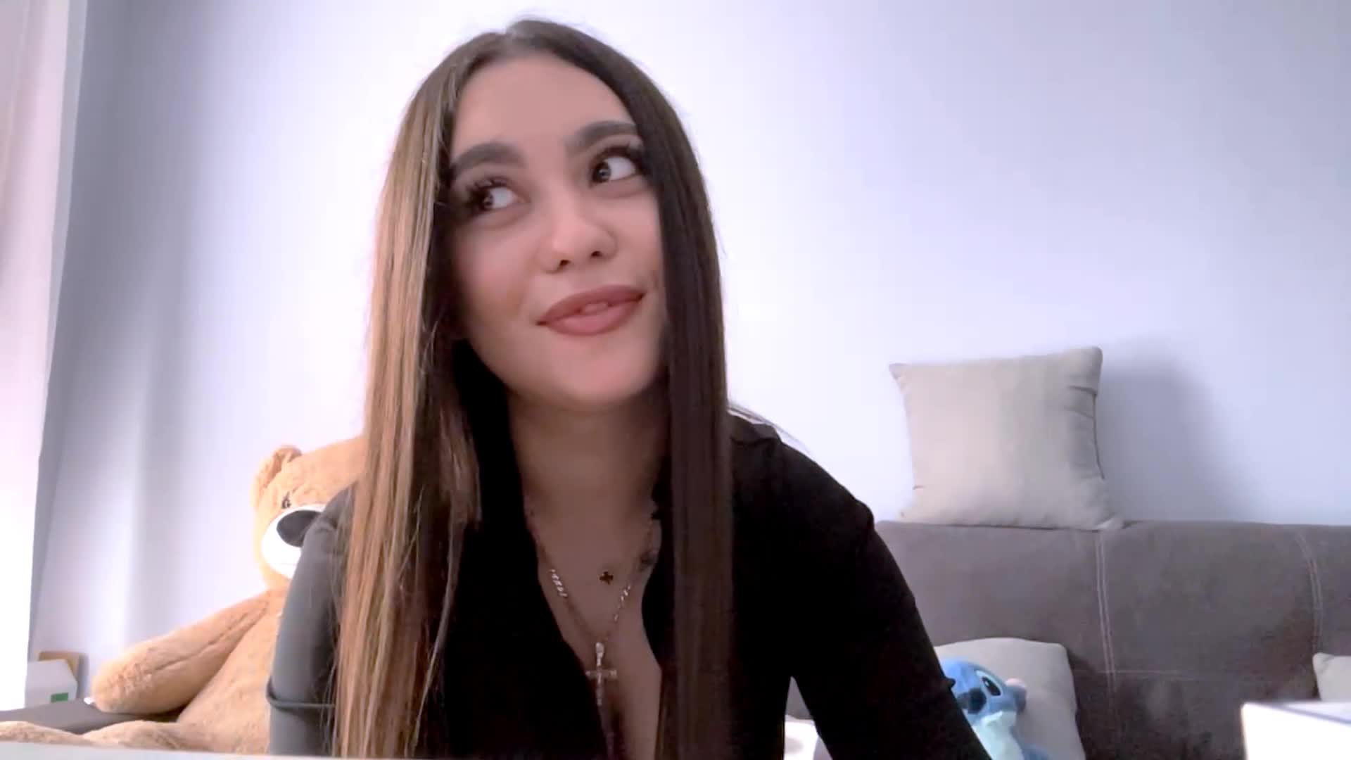 party-girls Live Sex September 15, 2026
