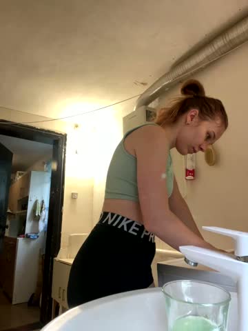 Milana22a Live Sex September 15, 2026