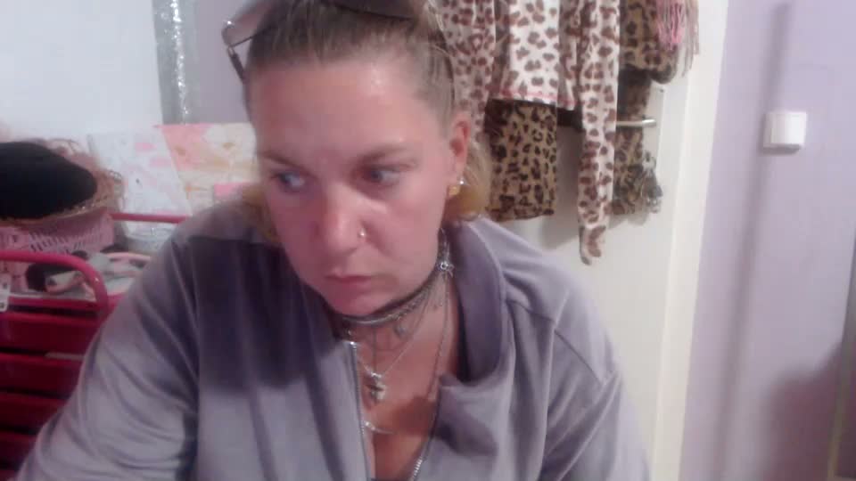 melli23 Live Sex September 15, 2026