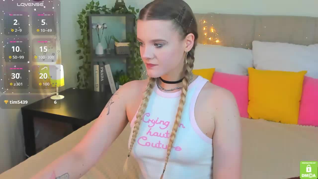 Emma-peach Live Sex September 15, 2026