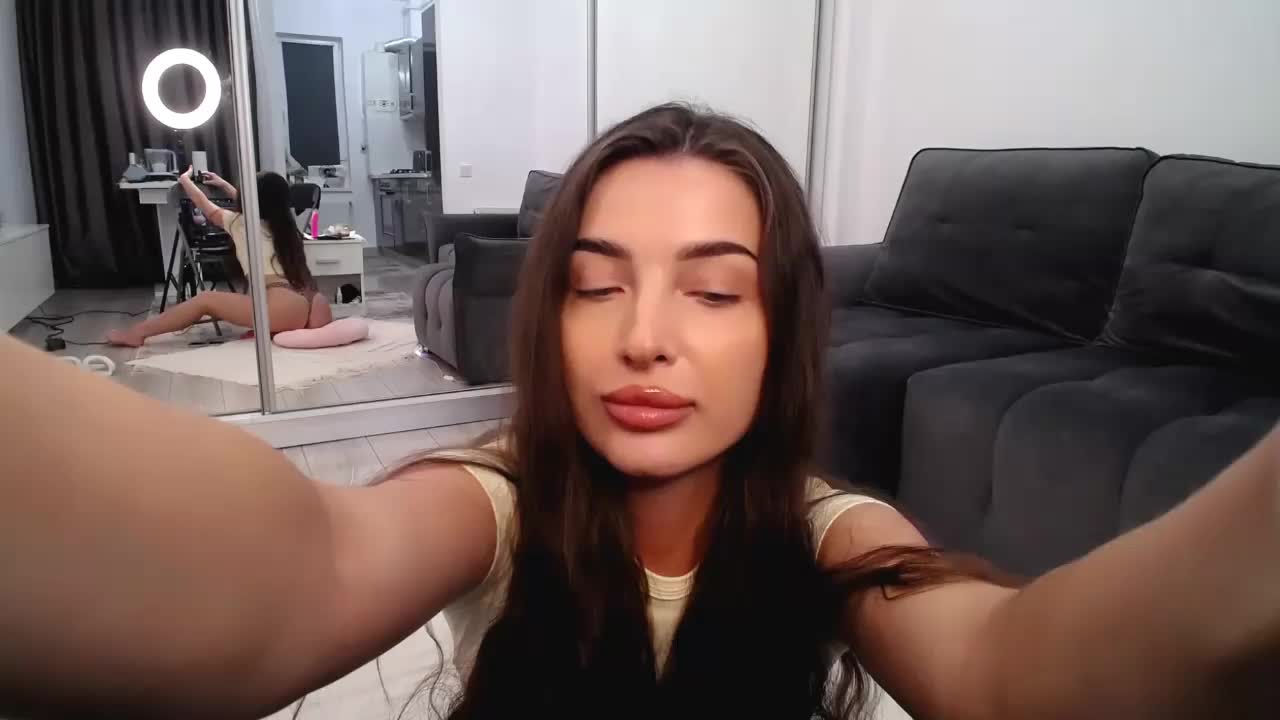 LauraBess Live Sex September 15, 2026