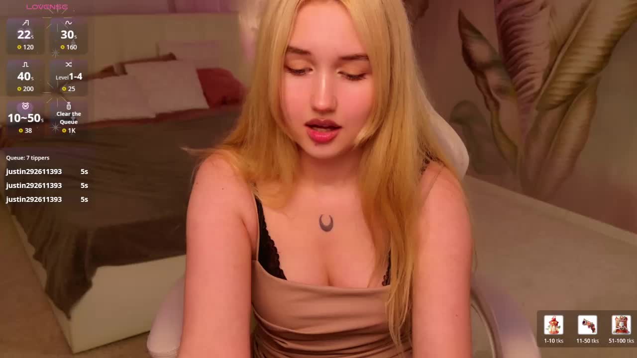 LillyEyess Live Sex September 15, 2026