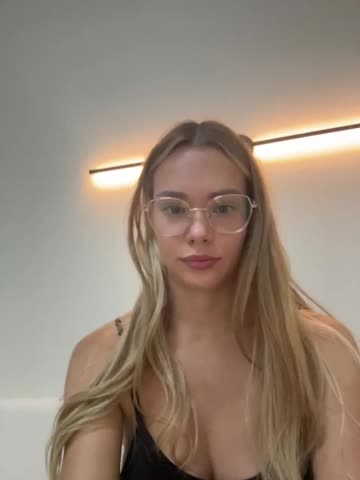 CrystalFairy Live Sex September 15, 2026