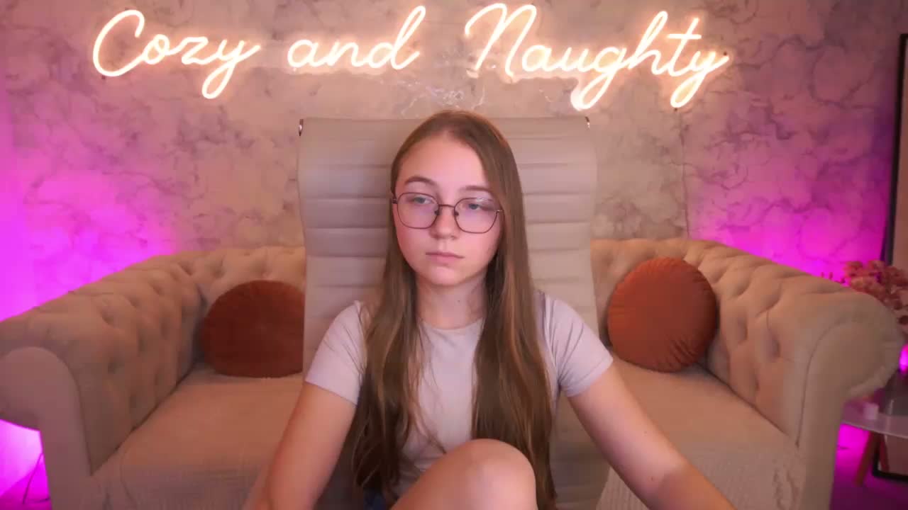 ArrinaWairr Live Sex September 16, 2026