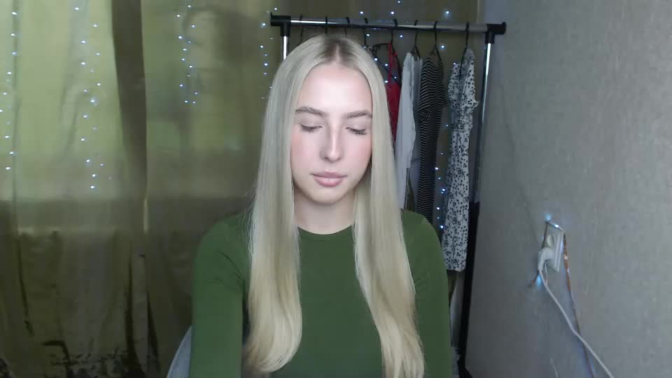 sweet_amelia03 Live Sex September 16, 2026