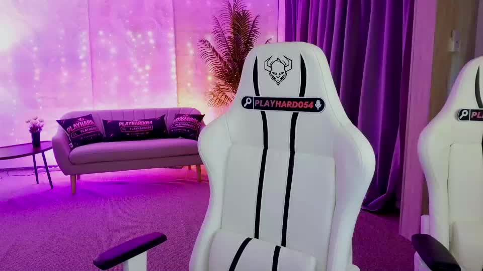 emily054 Live Sex September 16, 2026