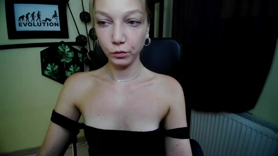 emilly_xkiss Live Sex September 16, 2026