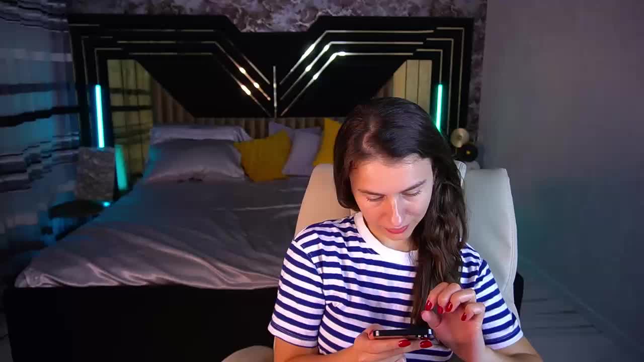 LittleJulii Live Sex September 16, 2026