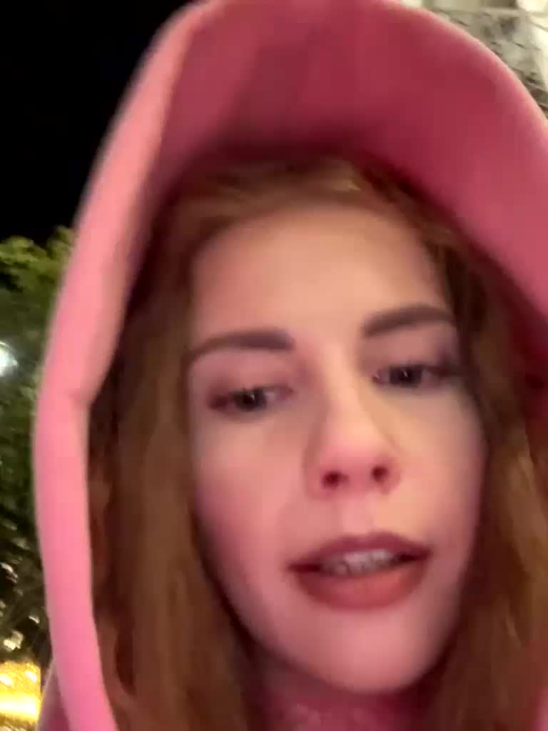 VikkiExtraCheese Live Sex September 16, 2026