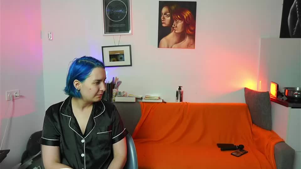 fox_and_dog Live Sex September 16, 2026