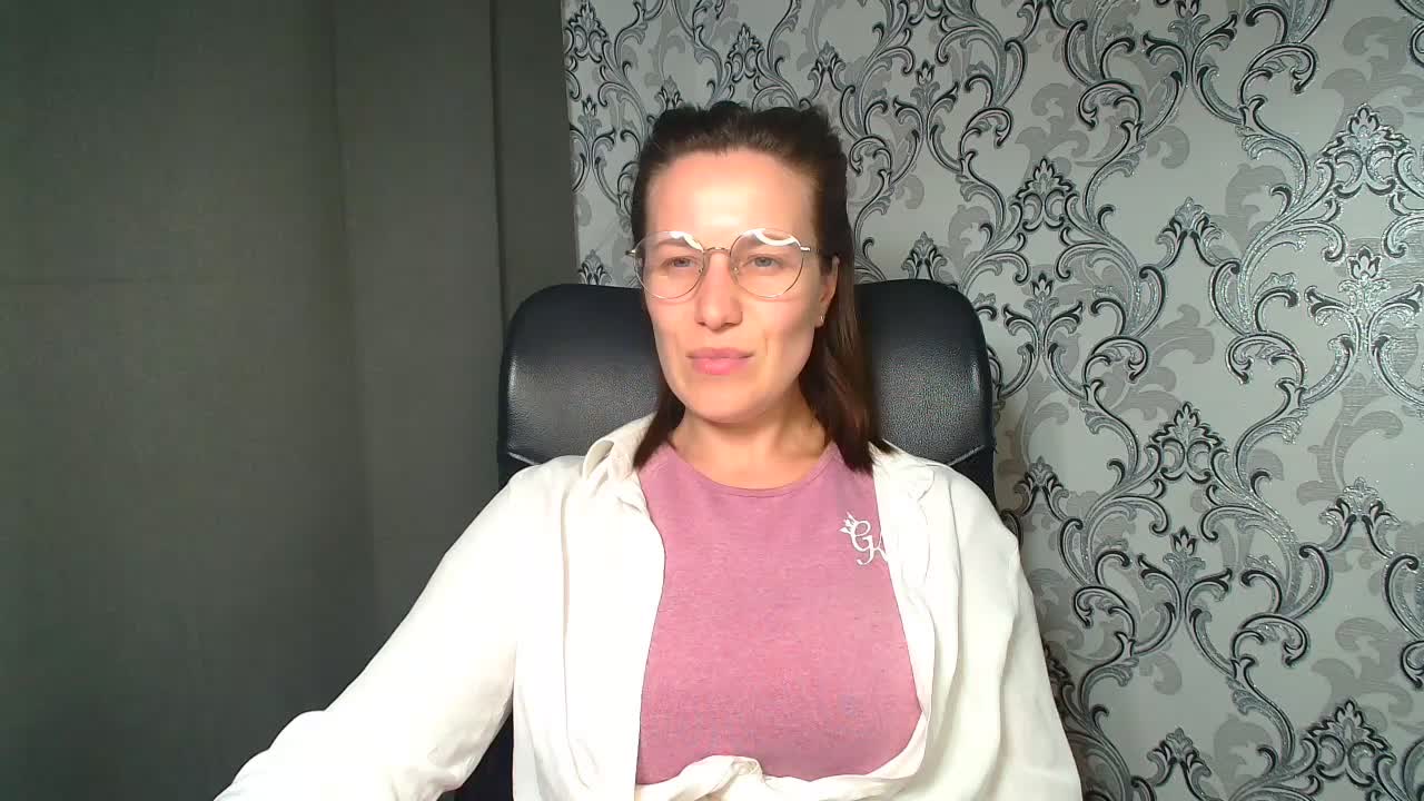 BellaKisss1 Live Sex September 16, 2026