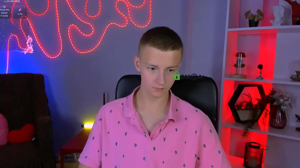 noah_nero Live Sex September 17, 2026