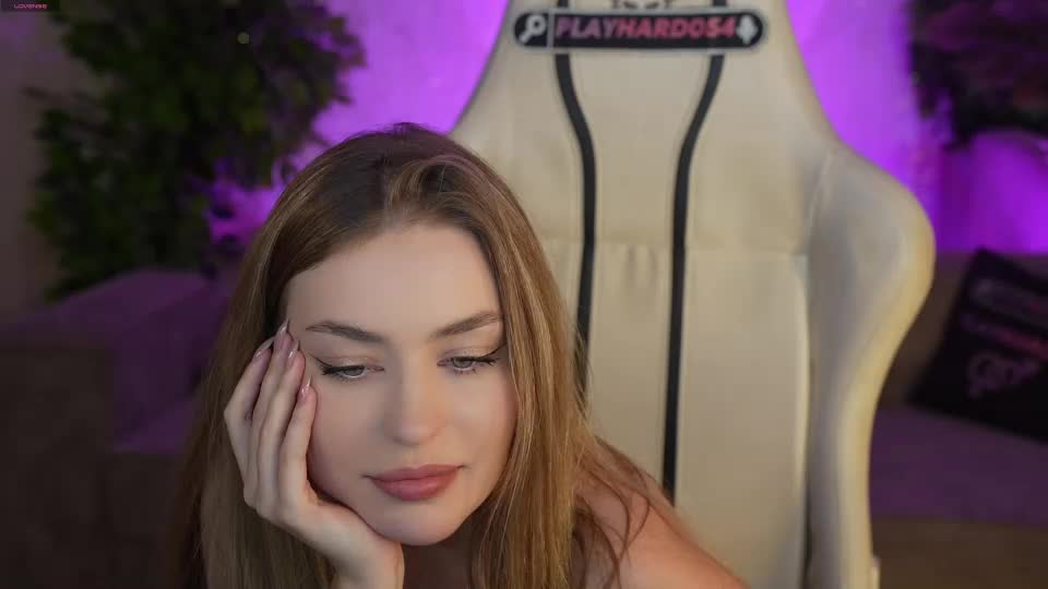 kira0541 Live Sex September 17, 2026